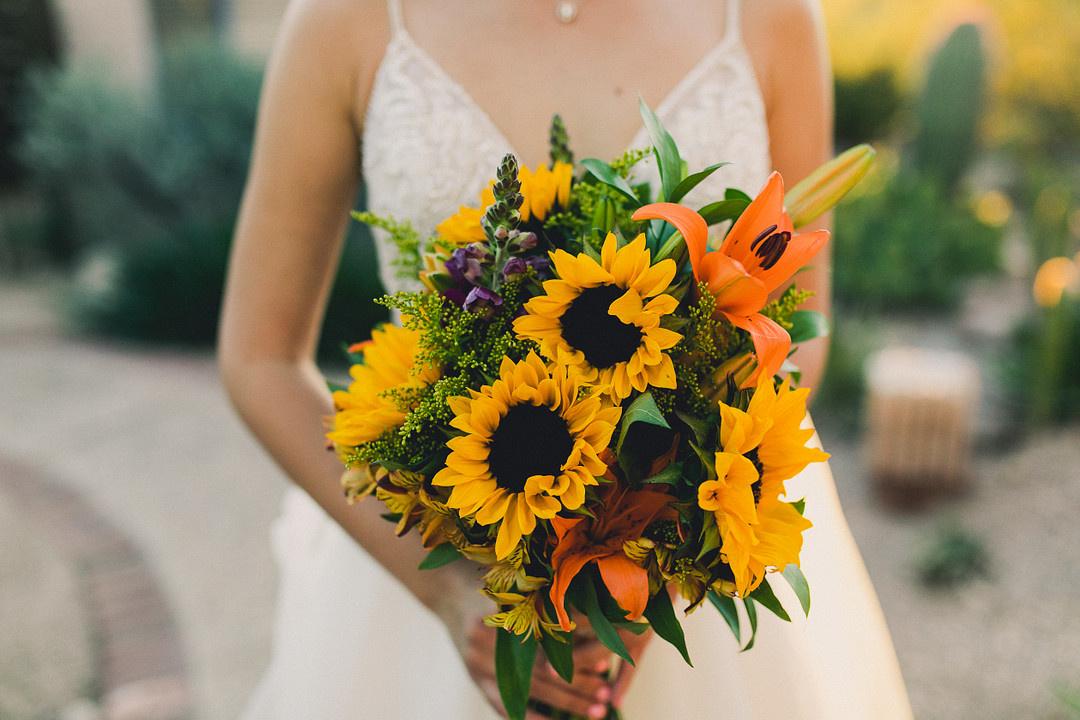 Know All Points & Facts About Flowers and Sunflowers
